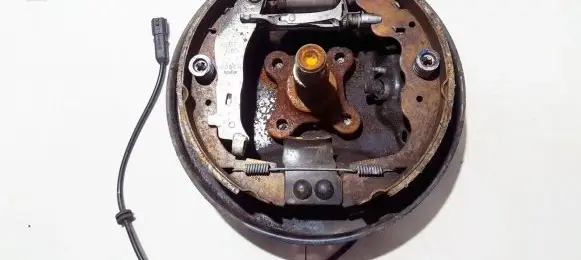 Renault Captur Handbrake/parking brake pads 