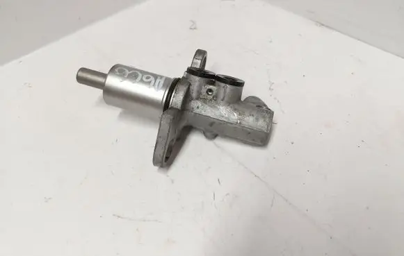 Audi A6 S6 C6 4F Master brake cylinder