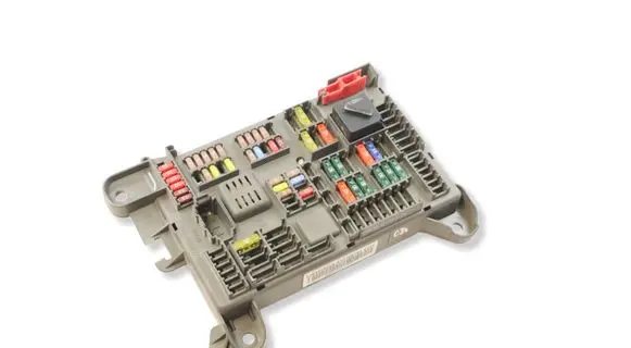 BMW X5M E70 Fuse module 6931687 61146931687 518954021A