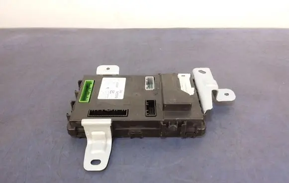 Infiniti Q50 Other control units/modules 284B1-5CL0A