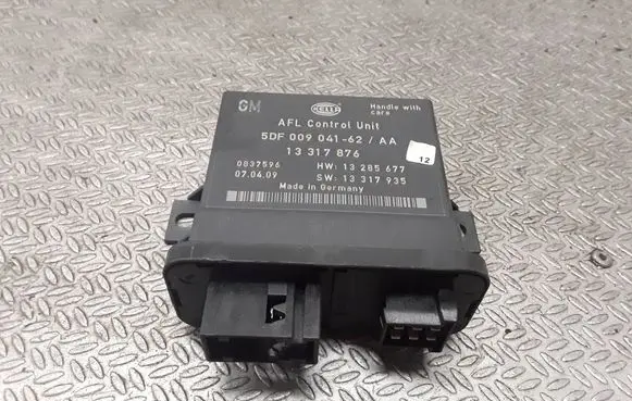 Opel Insignia A Light module LCM 5DF00904162 13285677 13317876