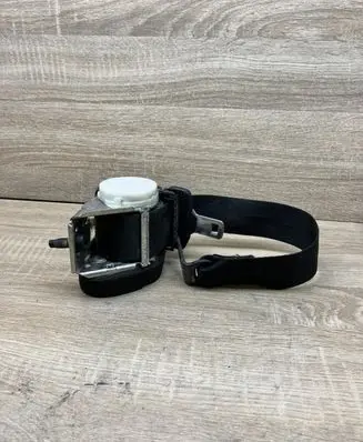 Mini One - Cooper F56 F55 Rear seatbelt 33005876