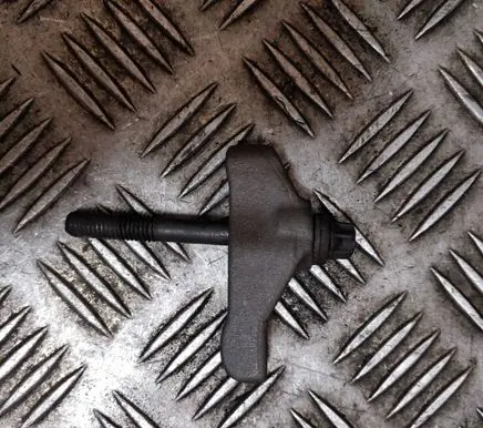 KIA Sportage Fuel Injector clamp holder
