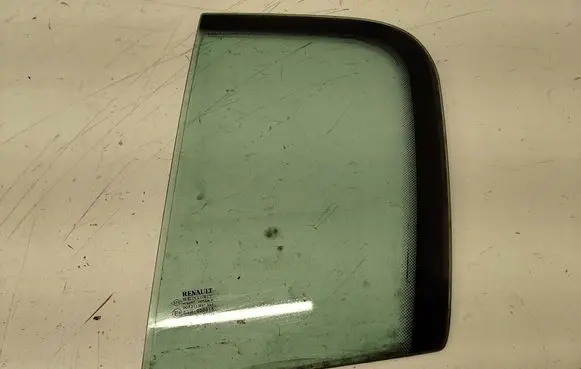 Renault Megane II Rear vent window glass 43R000015