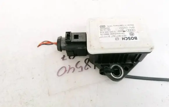 Audi A6 S6 C6 4F ESP acceleration yaw rate sensor 8E0907637B 0265005618