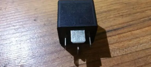 Ford Mondeo MK I Other relay 93bg14n089c1b v23136-j4-x31