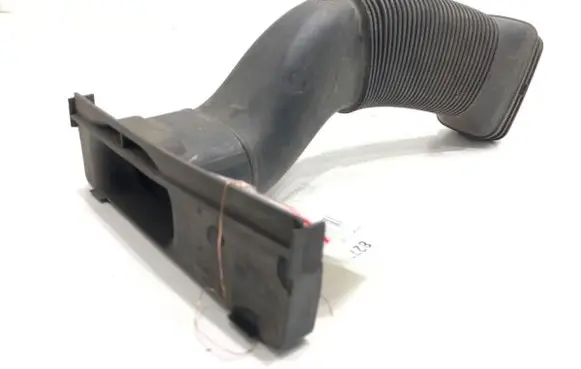 Skoda Roomster (5J) Air intake hose/pipe 6R0129618F