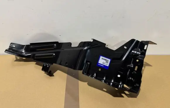 Volvo XC40 Top upper radiator support slam panel 32377056