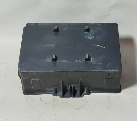 Ford Mondeo Mk III Battery box tray 1S7T10757AF