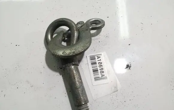 Opel Zafira A Towing hook eye 