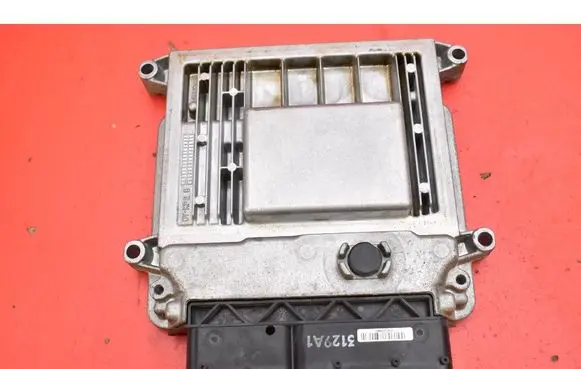 Hyundai i30 Engine control unit/module ECU 391122B100