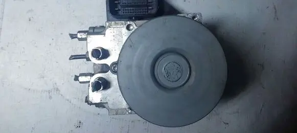 Mazda 6 ABS control unit/module GAM7437A0