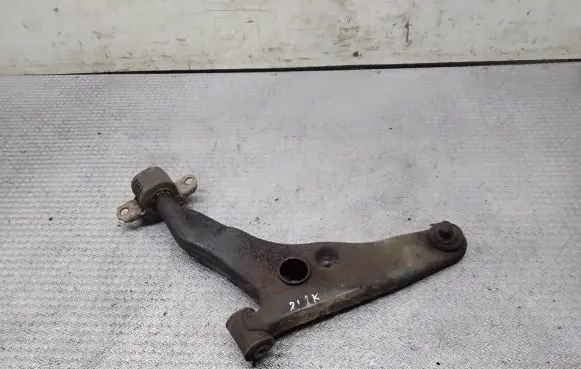 Mitsubishi Space Star Front lower control arm/wishbone