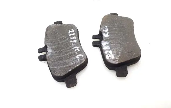 Mercedes-Benz A W176 Brake pads (rear) A0074209420