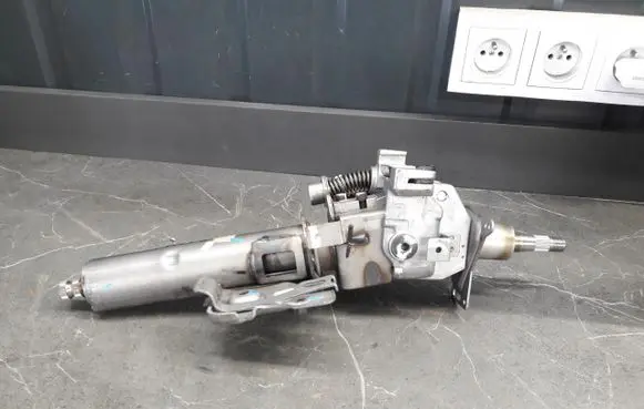 Nissan Murano Z50 Steering wheel axle