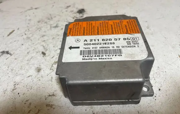 Mercedes-Benz CLS C219 Airbag control unit/module A2118205785 D6V4B21C7FG 500402212288