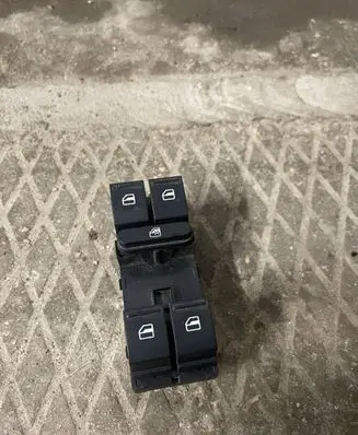 Skoda Octavia Mk2 (1Z) Electric window control switch 1Z0959858B 159701S