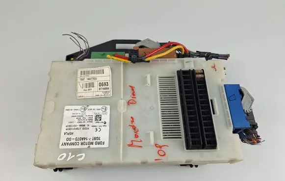 Ford Galaxy Fuse module 7G9T14A073DD