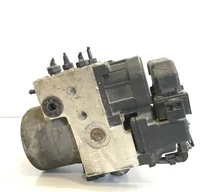 Volkswagen PASSAT B5 ABS Pump 8E0614111K 0255216466