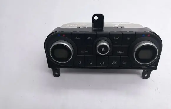 Nissan Qashqai Interior fan control switch 27500JD45B