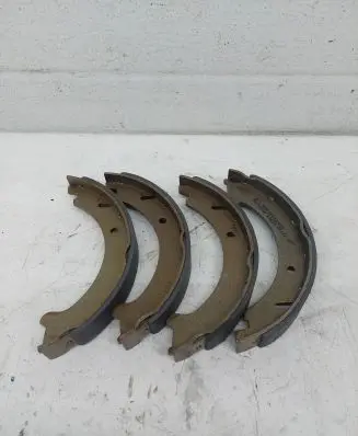Volvo V70 Brake pads (rear) 90R01873