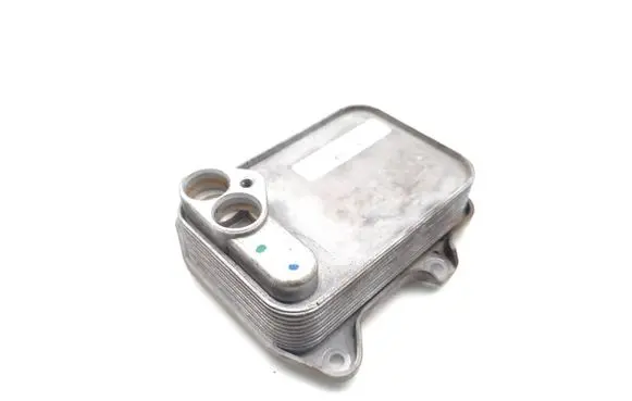 Volkswagen Tiguan Engine oil radiator 03C117021J