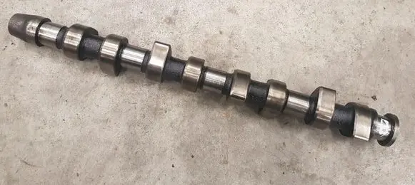 Volkswagen Caddy Camshaft 068