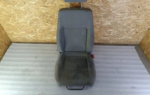 Volkswagen Transporter - Caravelle T5 Front driver seat 7H0881201 CRH1170102 152341