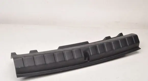 BMW i4 Tailgate/boot cover trim set 7951240
