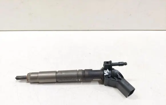 Mercedes-Benz R W251 Fuel injector A6420701387 S6MTD3T 0445115064