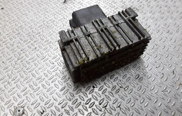 Opel Sintra Glow plug pre-heat relay 90508974