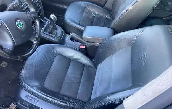 Skoda Octavia Mk2 (1Z) Seat and door cards trim set 