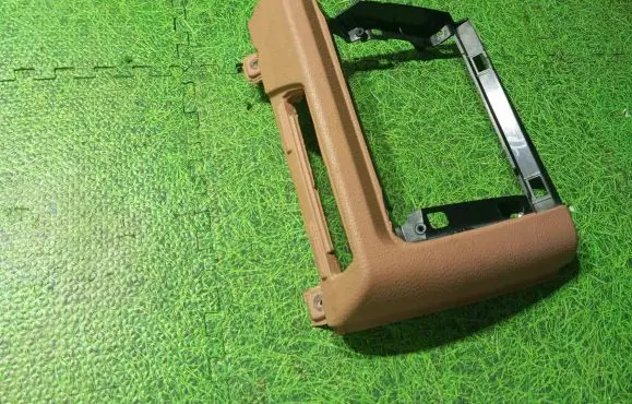 BMW 7 F01 F02 F03 F04 Glove box frame 9143956