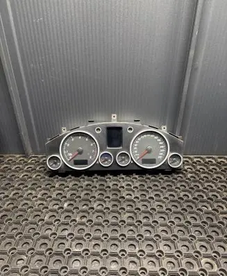 Volkswagen Touareg I Speedometer (instrument cluster) 7L6920870J 0263654500 7313000093
