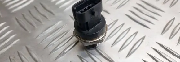 Peugeot Boxer Fuel pressure sensor 55207677