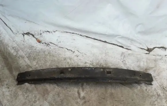 Opel Corsa B Front bumper cross member
