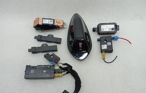 BMW M3 G80 Aerial antenna switch 65209825130