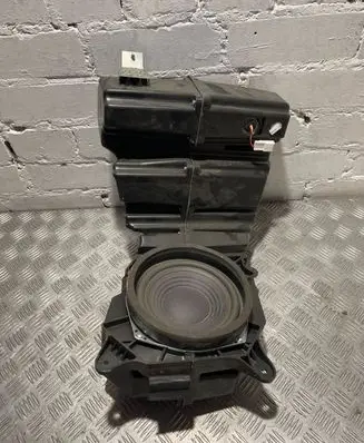 Lexus RX 450H Subwoofer speaker 8616048350