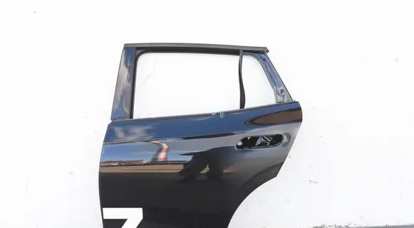 Volkswagen ID.4 Rear door 