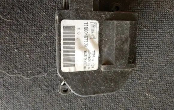 Peugeot 308 Air flap motor/actuator T1000467t 71500100