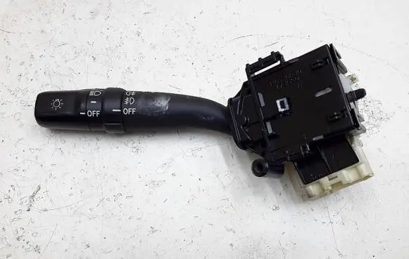 Toyota Corolla Verso E121 Light switch