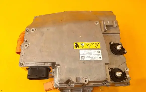 BMW X1 U11 Hybrid / electric car battery 5A8F938