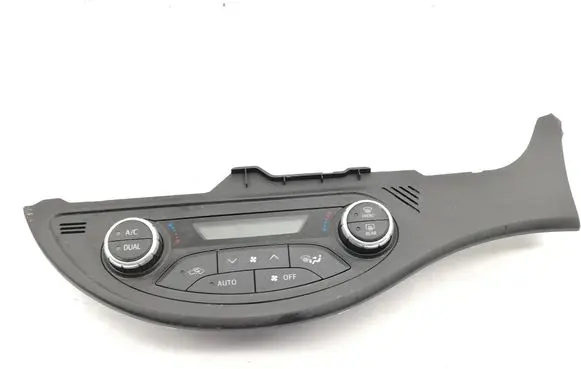 Toyota Yaris Interior fan control switch 75F206