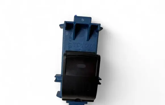 Toyota Avensis T270 Electric window control switch 8481005070