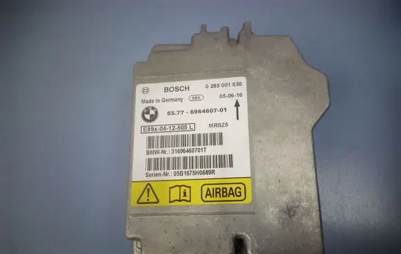 BMW 1 E81 E87 Airbag control unit/module 6577696460701 E89X0412505L 0285001530