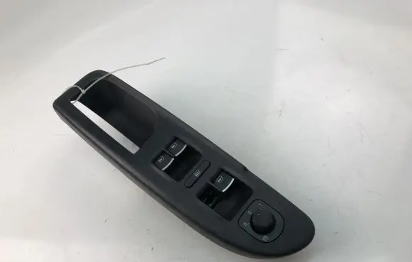 Volkswagen PASSAT B6 Electric window control switch 3C1867171B