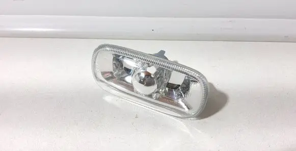 Audi A6 S6 C6 4F Front fender indicator light 8E0949127