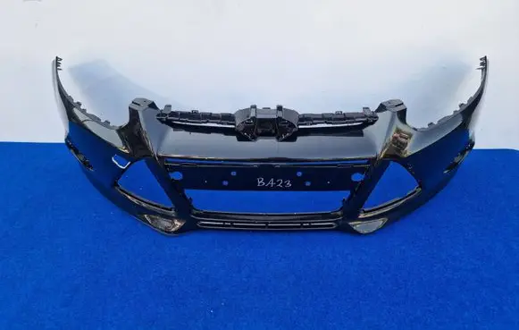 Ford Focus Front bumper BM5117757A