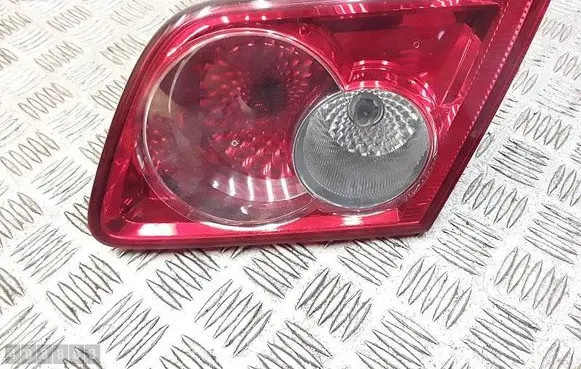 Mazda 6 Tailgate rear/tail lights 2tz950200