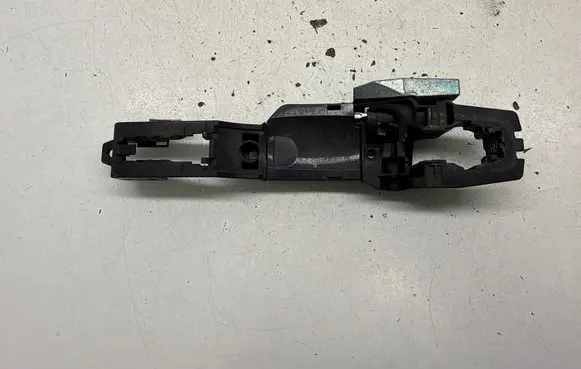 Infiniti FX Rear door exterior handle/bracket 